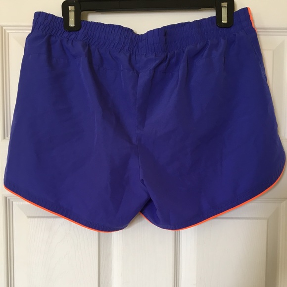 Athletic running shorts - Picture 2 of 6